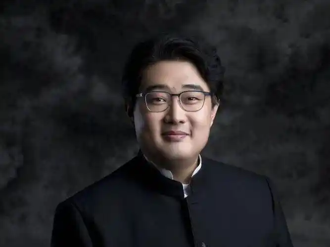 指挥家余隆,上海交响乐团,纽约爱乐乐团联合委约清唱剧《上海!上海!