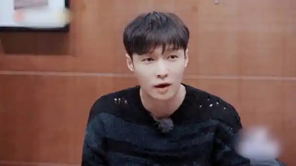 张艺兴工作室的微博视频