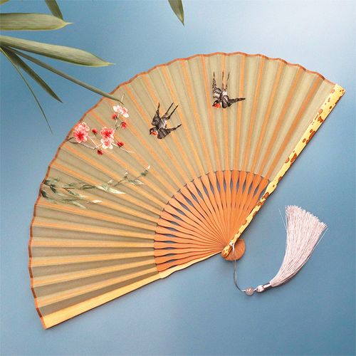 刺绣折叠扇子古风夏汉服折扇丝绸绣花女士九尾狐竹扇便携真丝随身筛月