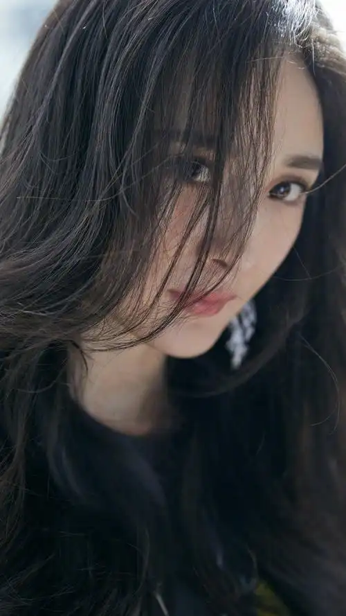 杨幂清甜写真手机壁纸,明星,性感,杨幂,优雅,大陆女明星,手机壁纸