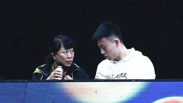 王芳被撤职!或与张镇麟事件有关_沃特斯_比赛_辽宁男篮