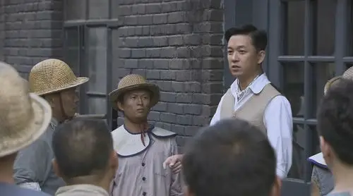 《富滇风云》时隔八年终开播,潘粤明李小冉商战故事,却缺少智商