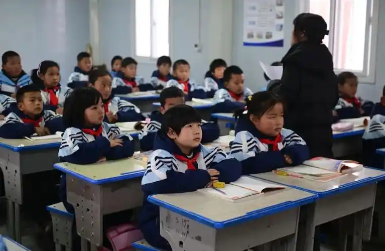 723亿元用于学生资助补助.