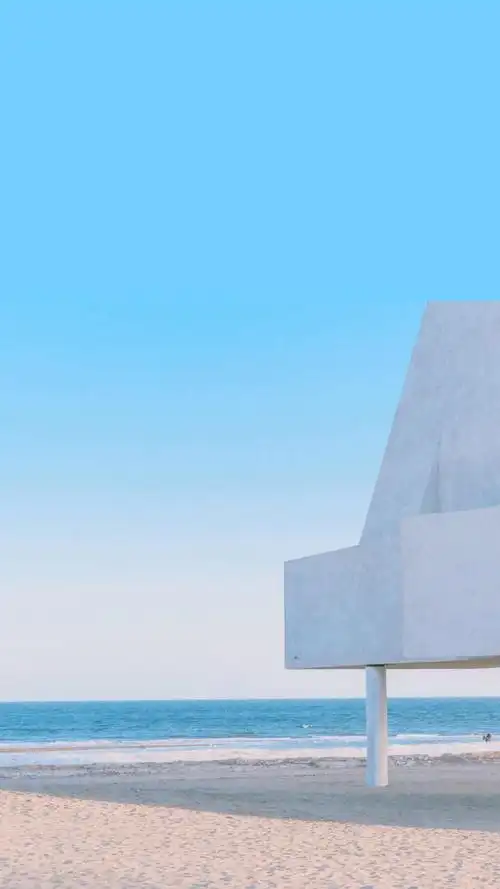 小清新浅蓝天空风景手机壁纸