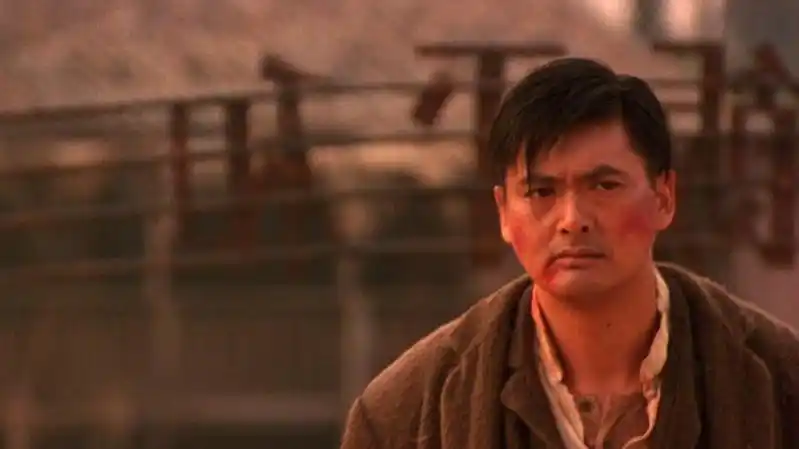 不老男神周润发的十部经典电影,百看不厌,经典中的经典.