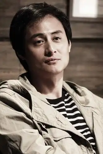 资料图片国家话剧院男演员孙强