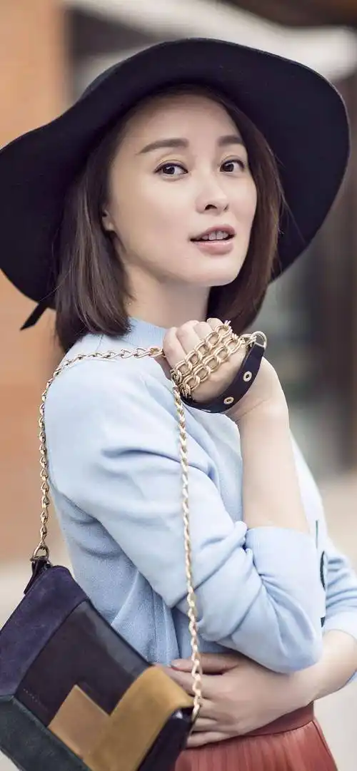 吴越 (yue wu) ,中国女演员,1972年04月10日出生在上海,毕业于上海