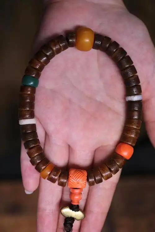 「顶级老嘎巴拉手串」高端念珠