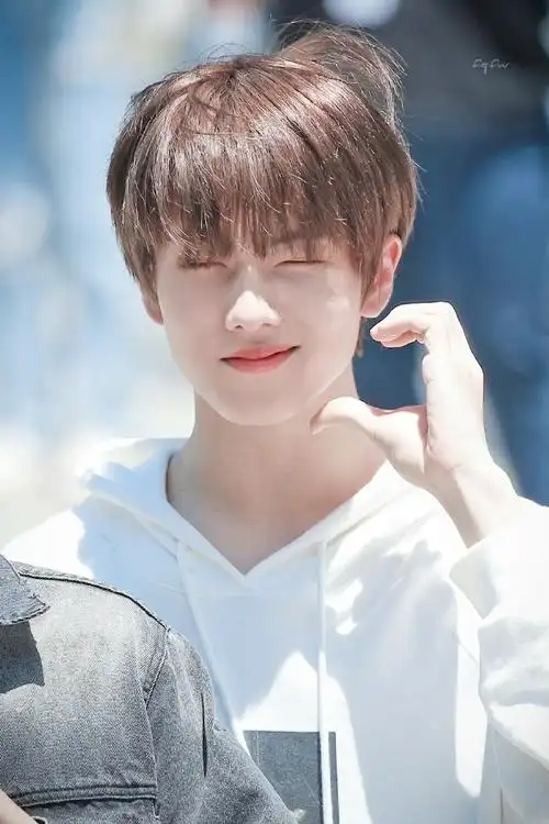 朴志晟超话78#朴志晟麻薯精灵#【朴志晟可爱达人】【朴志晟元气少年