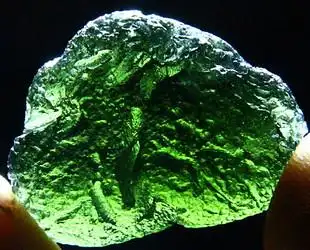 凯胜龙天然捷克陨石原石%/吊坠真品保证%/绿陨石%/提高财运%/促进睡眠