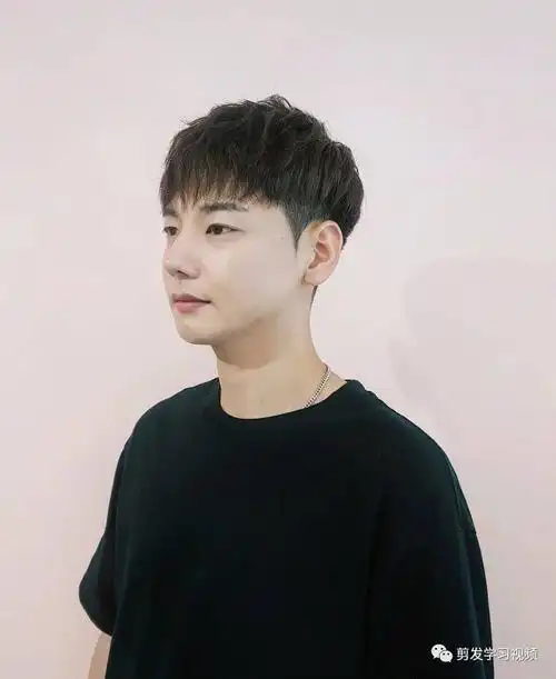 2021精选男士发型(200款) - 饼型图片大全 - 实验室设备网