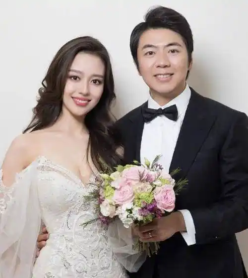 却因"学历不够"被抛弃,整容失败后生活落魄_巩新亮_婚姻_吉娜