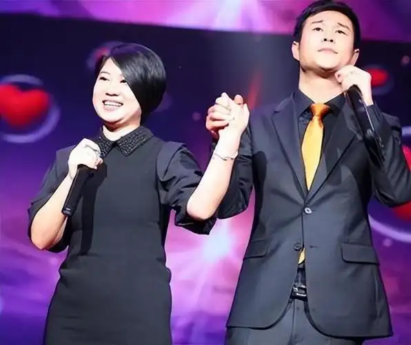 纪实沈春阳不顾父母反对与小沈阳私奔两人现状如何