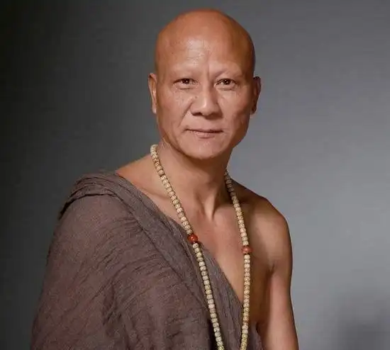 电影《少林寺》中的主要演员三十多年今昔对比|少林寺|于承惠|李连杰