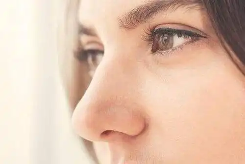 女人鼻子大,生反骨,有钱难买福,那有福又是什么样子?