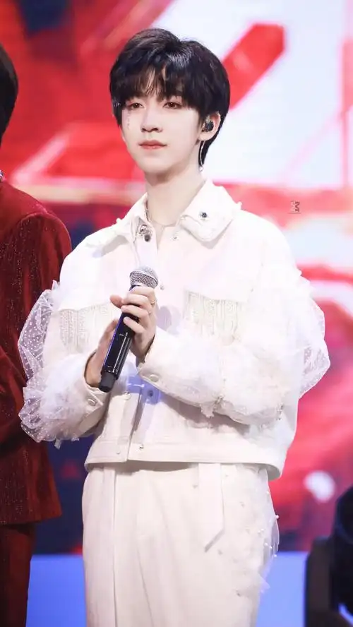 贺峻霖快乐大本营