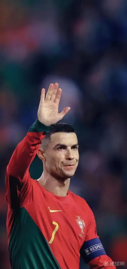 c罗国家队高清壁纸[就压着打]|葡萄牙|c罗|懂球帝