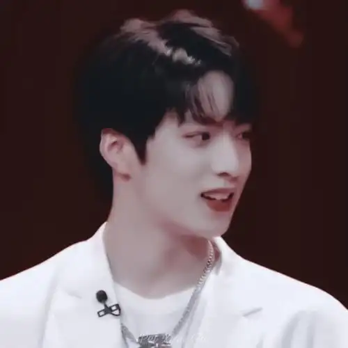 刘耀文头像拿图dd 二传注明裴羡鱼禁二改 … - 堆糖,美图壁纸兴趣社区