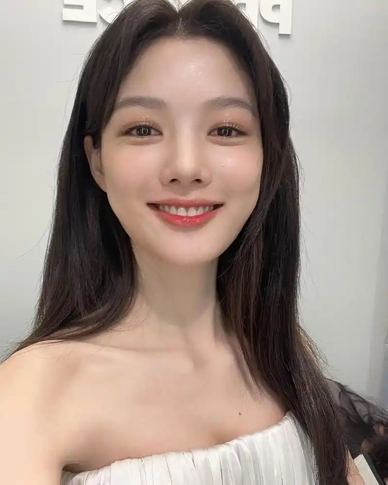 ins#金裕贞  - 抖音