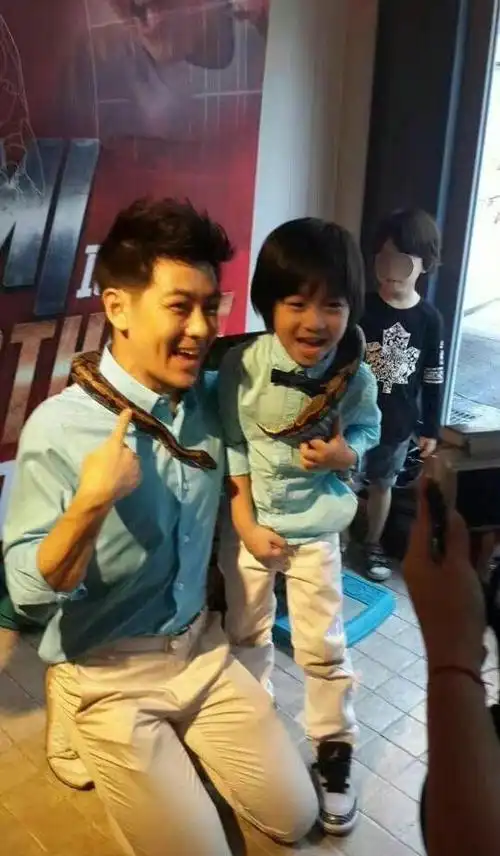 林志颖发文为儿子庆生,13岁kimi颜值不输明星,被赞最帅星二代