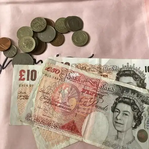 求助旧版英镑还流通吗