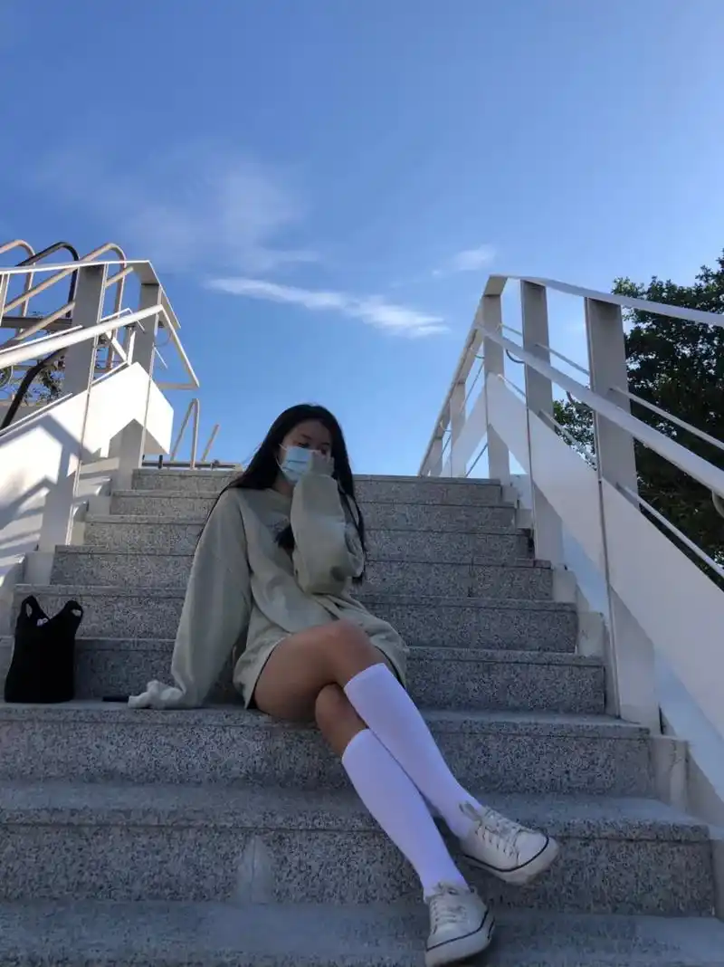 高个子女生才好