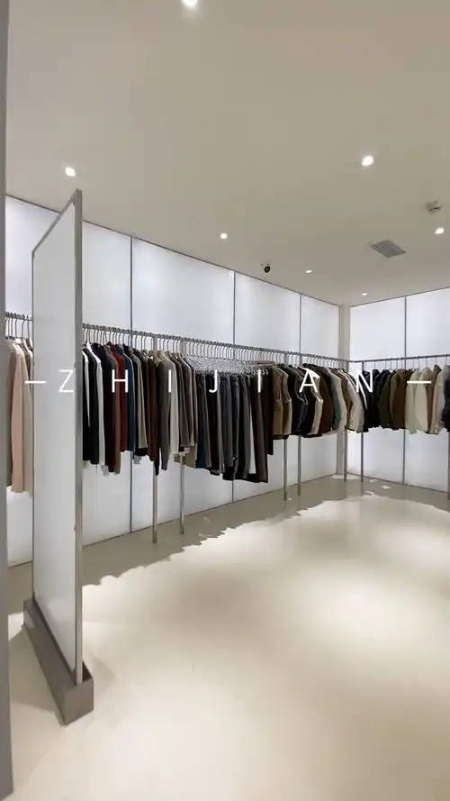 极简ins风服装店装修