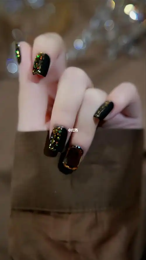 万圣节暗黑系镭射亮片美甲