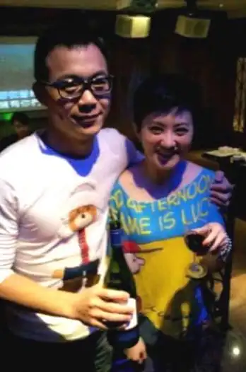 金铭老公安玉刚背景资料及图片