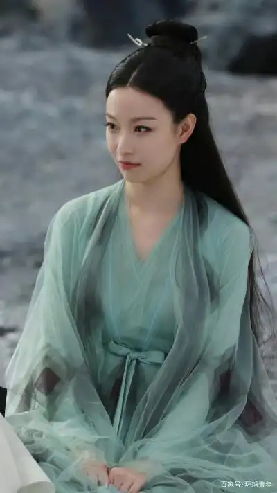 倪妮古装照:温柔气质,端庄优雅