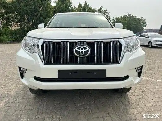 23款丰田霸道4000gxr中东版价格港口现车降价64万起售