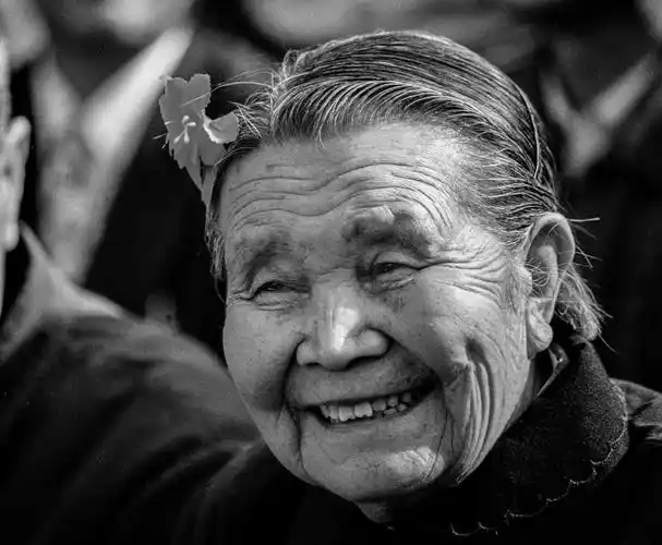 关于母亲的影像,祝天下的母亲幸福快乐!