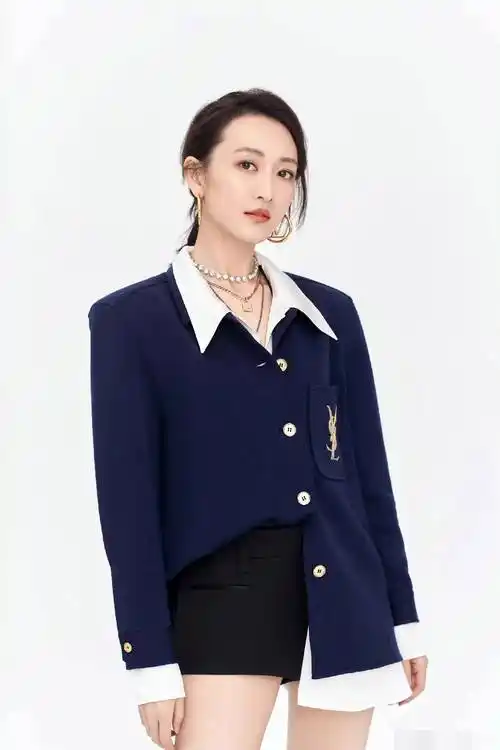 王鸥恋情又添"看点",身边的同行人身份可疑?