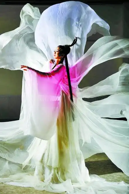 《水月洛神》惊艳上海国际艺术节