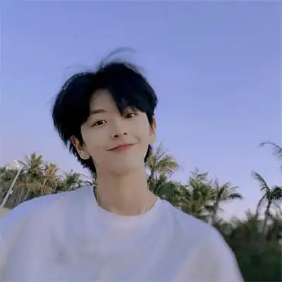 受姐姐们喜欢的最新小奶狗男头 真人帅气干净的纯欲风男生头像_男生