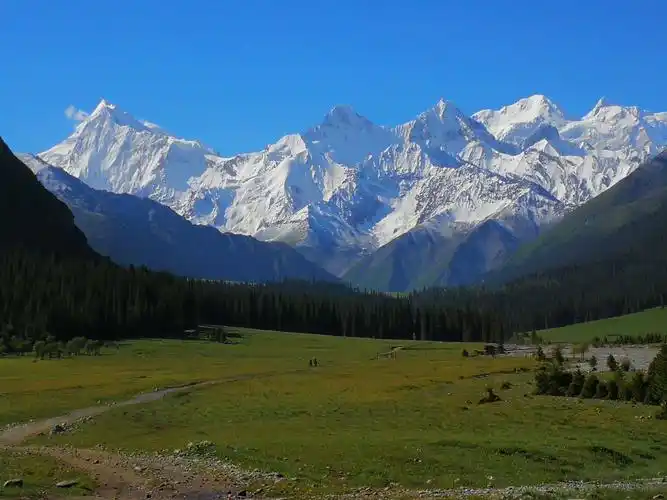 昭苏见闻一一南疆行之九