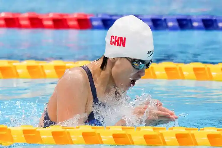 游泳——马佳获女子100米蛙泳s11级亚军