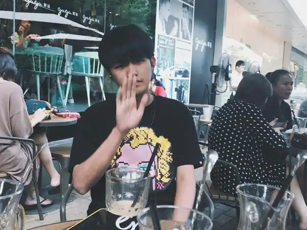 明日之子陈嘉杰个人资料家庭背景微博 撞脸周杰伦人气高