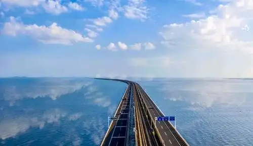 "海上列车"驶过"天空之境"!这么美的地方你心动了吗?