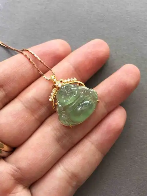 翡翠冰种晴水弥勒佛18k黄金钻石镶嵌