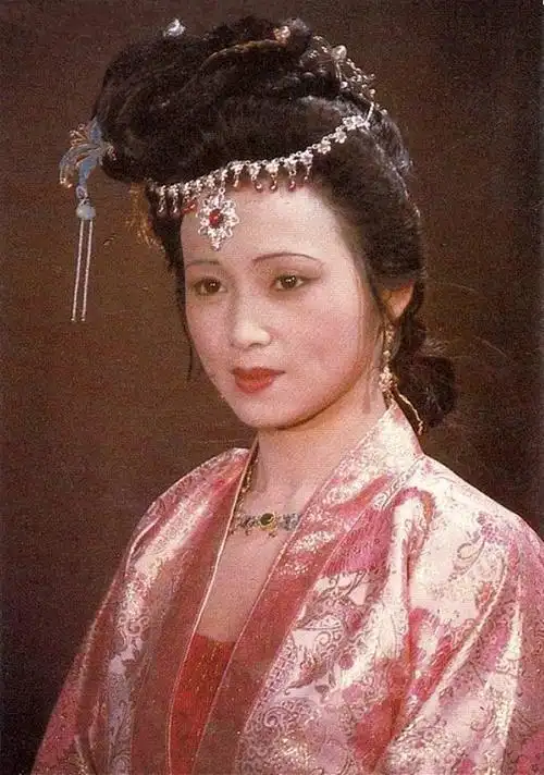 87版红楼梦金陵十二钗第十二位秦可卿张蕾饰演