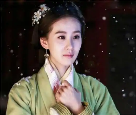 8年后,再看吴奇隆现任妻子刘诗诗,才知道她与马雅舒谁更清醒