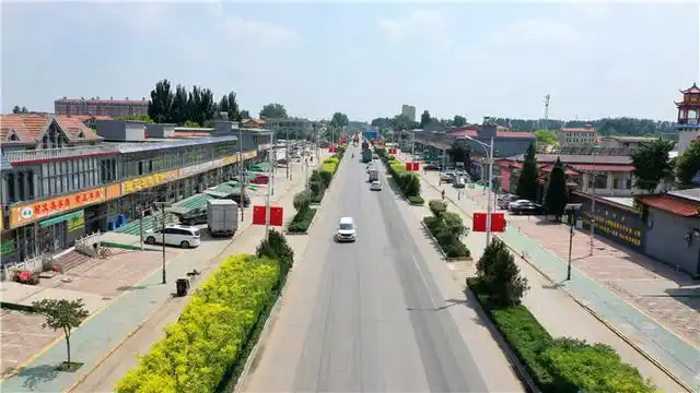 石家庄市藁城区整治路域环境提升城市品质