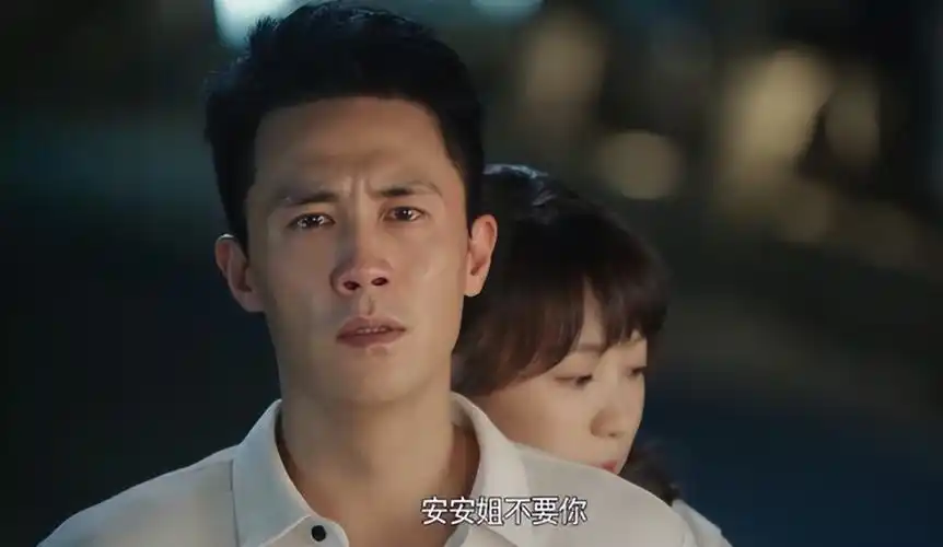 顶着一脸褶子扮万人迷,42岁杜淳出手,将"渣男演技"发挥到封神