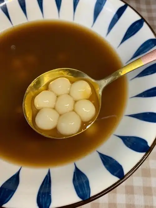 3r的酒酿小汤圆香香糯糯滴00