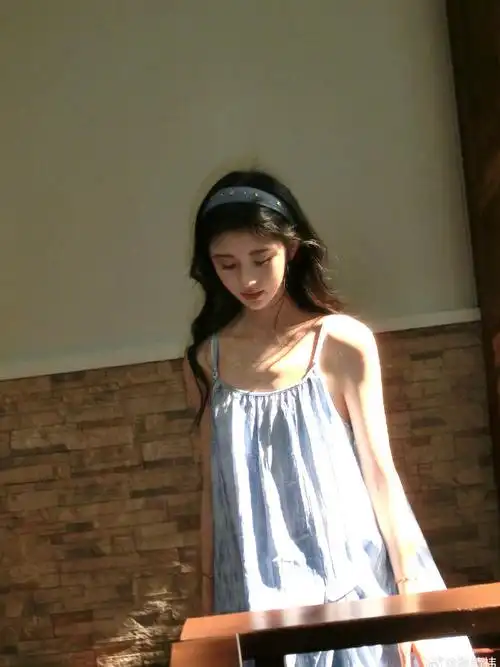 夏天的鞠婧祎#好伟大的脸!吊带裙好漂亮!多多发自拍