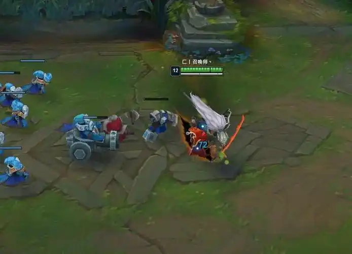 比如危险信号提醒队友不要上头,正在路上表示一下你在坚持一会我马上