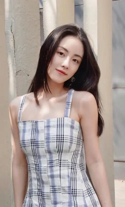 她就像不食人间烟火的小仙女:演员章乐韵