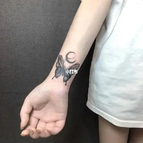 jeetattoo手腕暗黑蝴蝶遮盖旧纹身