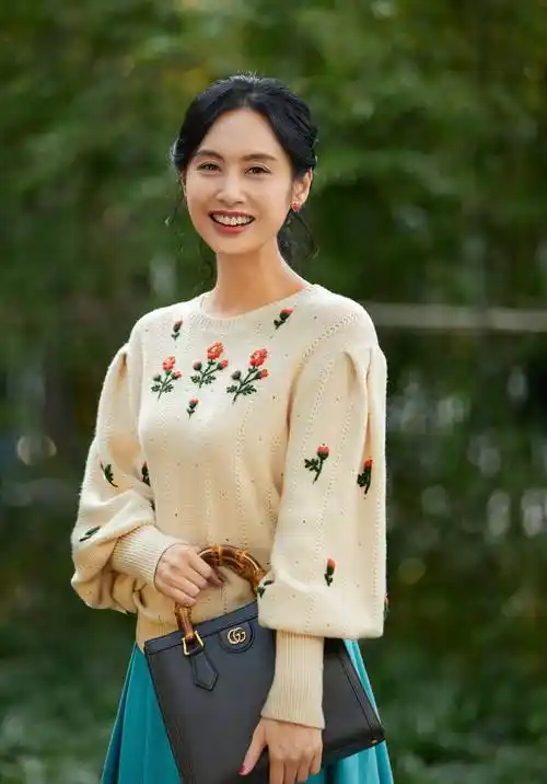 香港女演员【朱茵】经纪人_角色_表演_演艺